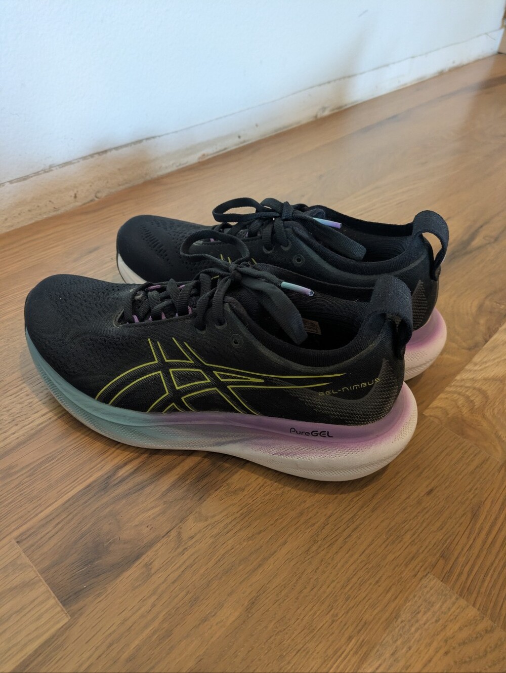 Asics Gel Nimbus 25 - Women's 6.5 - Picture 3 of 9